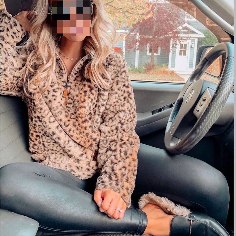 Pink Lily Leopard / Cheetah Soft Print Pullover